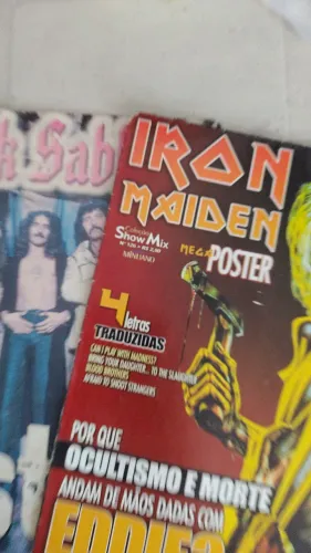 2 Posters ,84x,55 1 do Iron Maiden e 1 do Black Sabbath