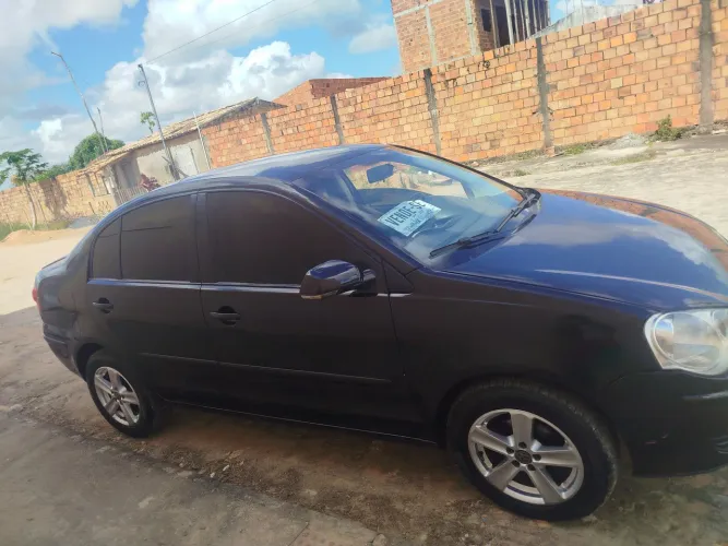 Volkswagen Polo Sedan 1.6 MI Total Flex 8V 4P 2011