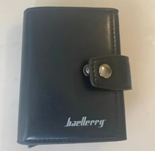 carteira de couro masculina com porta-cartões e proteção