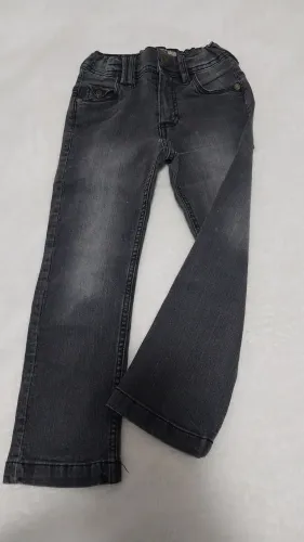Calça jeans preta Tigor tamanho 4