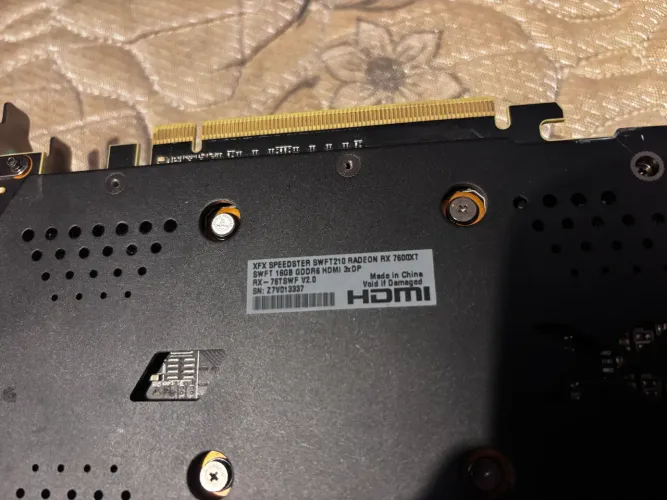 Vendo Placa de vídeo RX 7600