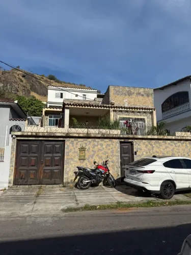 Casa para venda com 157 metros quadrados com 3 quartos