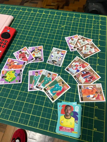 FIGURINHAS LEGENDS