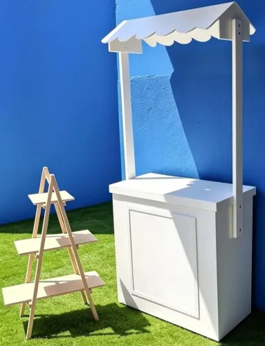 Móveis e decorações de festas
