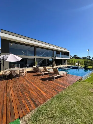 CASA ASSOBRADADA COND. 5 QUARTOS - LE PORTIER NAUTIC RESIDENCE