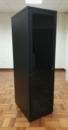 Rack Servidor Gabinete 40 Baias + Servidor; Switch; Patch Panel;