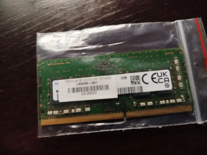 ? Memória RAM 4GB DDR4 para Notebook HP (Original)