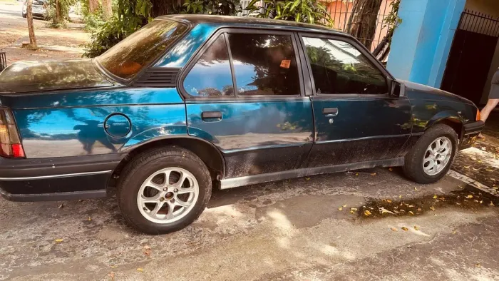 Chevrolet Monza GL 2.0 Efi/sl/l/650/club/barc.2e4p (álcool) 1994