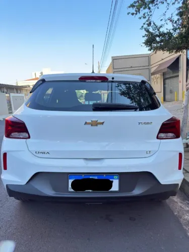 Chevrolet Onix Hatch LT 1.0 12V TB Flex Mec. 4P 2021