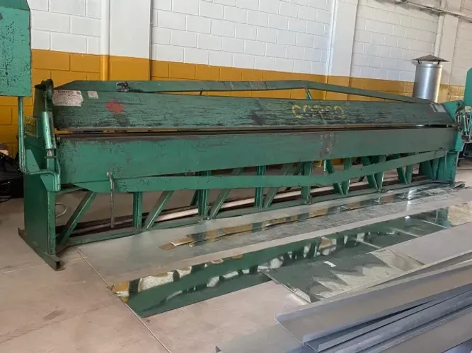 Equipamentos completos para empresa de calhas /funilaria em geral