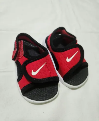 Sandália Nike original para bebê