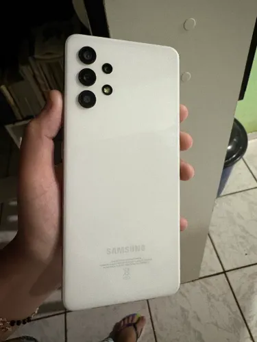 Samsung A32 128gb ele vai sem carregador