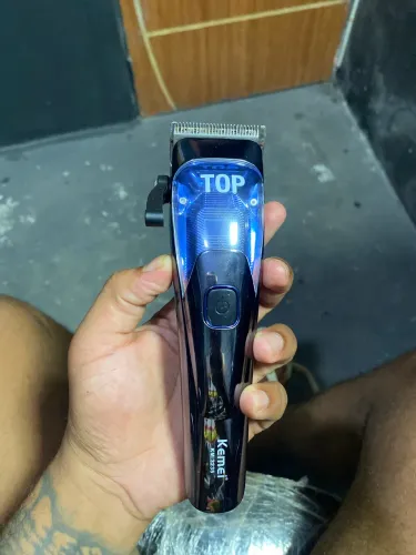 Máquina de corta cabelo kemei 
