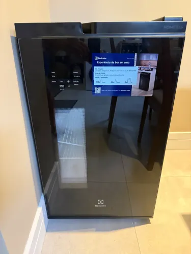 Frigobar Electrolux - Quasi novo