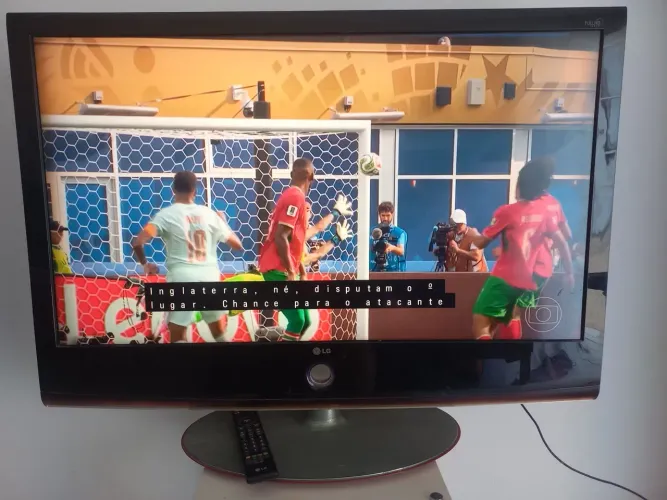 Vendo TV 42 polegada