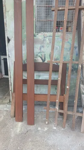 Cama solteiro sucupira