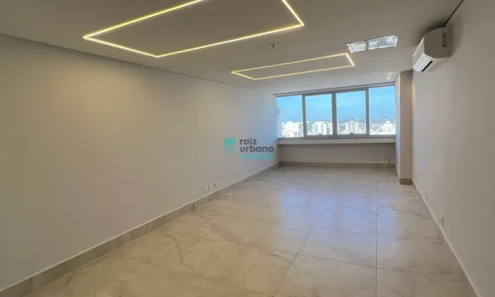 Sala comercial no Setor Marista