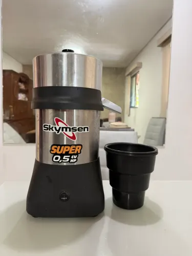 Extrator De Sucos Em Aço Inox Ex Super 0,5 Cv Skymsen Cor Prateado/Preto Frequência 60 Hz
