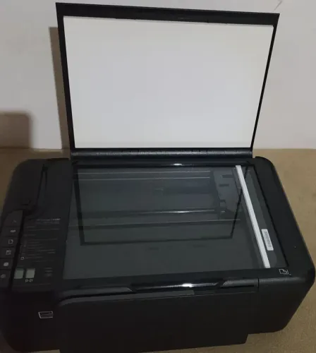 Vendo Impressora Multifuncional HP DeskJet F4480 nova e funcionando perfeitamente 
