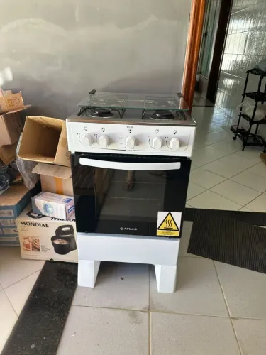 Vendo um fogão automático usado somente um mês