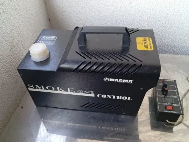 Maquina de gelo seco 900 Watts MAGMA