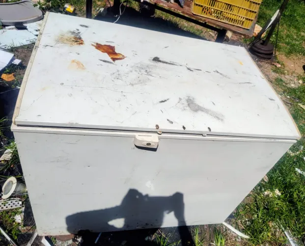 FREEZER HORIZONTAL, UMA PORTA, ELETROLUX. 