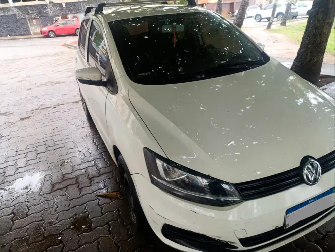 Volkswagen Fox Trendline 1.0 Flex 8V 5P 2015