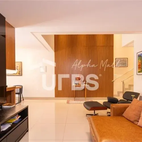 Excelente sobrado com 206 m² três suítes e office