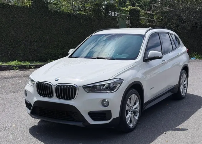 BMW X1 Sdrive 20I X-line 2.0 TB Active Flex 2018