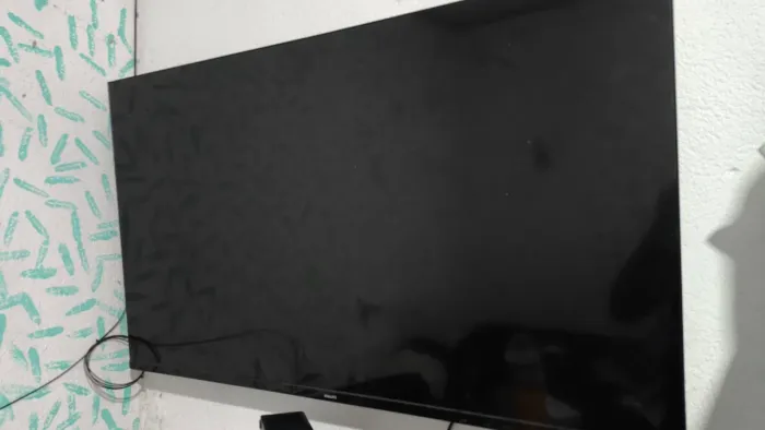 TV PHILLIPS 4K 50 POLEGADAS (LEIA A DESCRIÇÃO)