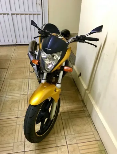 HONDA CB300