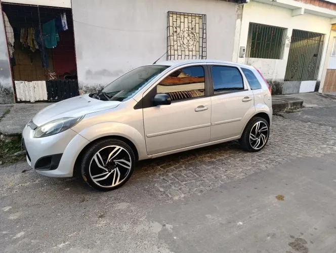 Ford Fiesta 1.0 8V Flex/class 1.0 8V Flex 5P 2011