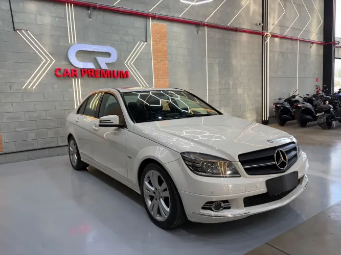 Mercedes-Benz C-200 CGI Touring Avantgarde 1.8 16V AUT 2011