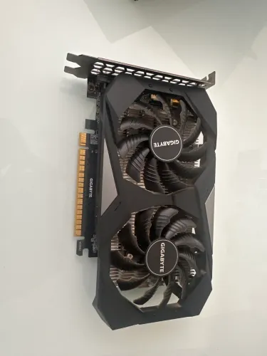GTX 1650 4GB