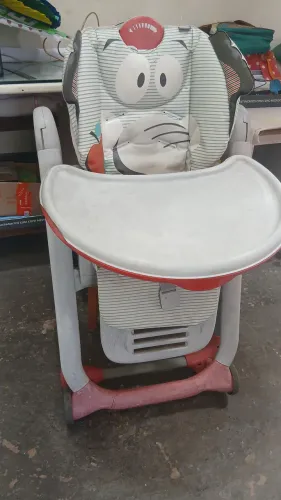 Cadeira de alimentação