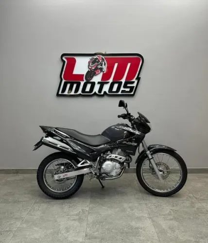 2002 - Honda NX4 Falcon 400 - Km; 8.302