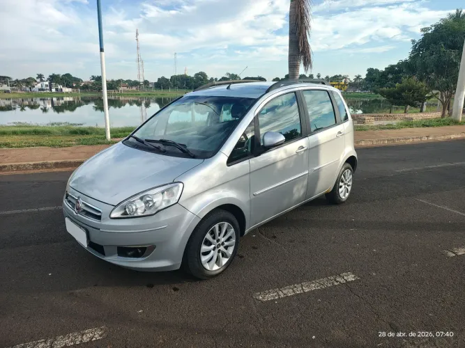 Fiat Idea Attractive 1.4 Fire Flex 8V 5P 2015