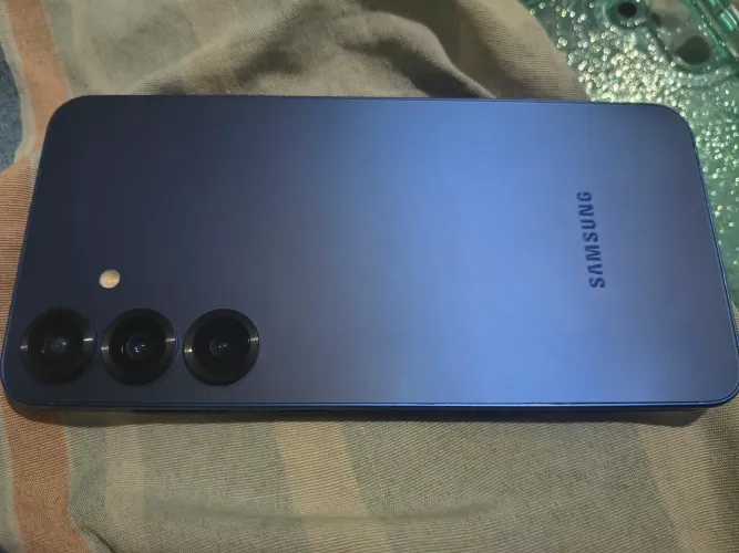 S25 normal 256gb novíssimo com nota e garantia