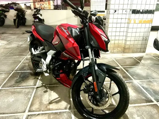 Bajaj Pulsar N150 2026 - 11mil km Abs