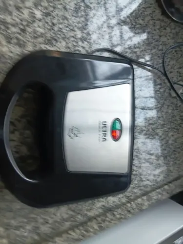 Sanduíches Ultra boa conservação e na caixa .