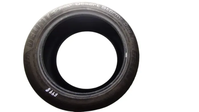 Pneu delinte 275/45 R21