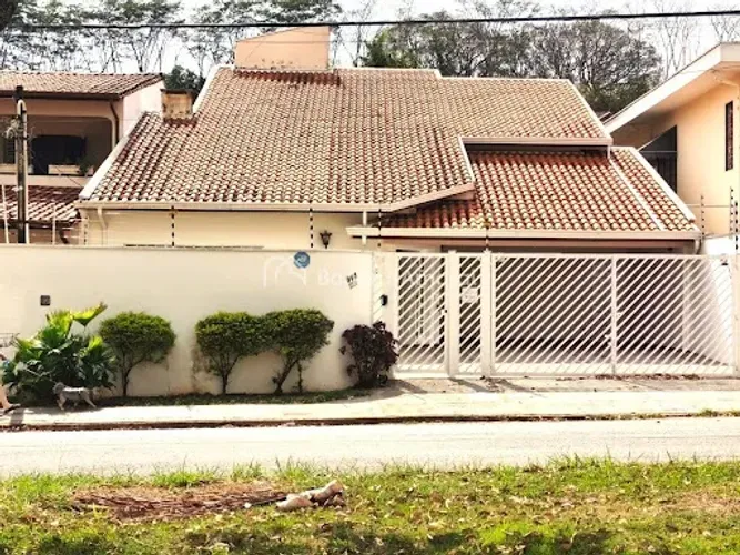 Casa para Locação no jardim Chapadão com 4 quartos, terraço e churrasqueira