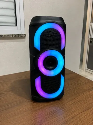 Caixa de Som Bluetooth Xtrad 50W RGB Nova