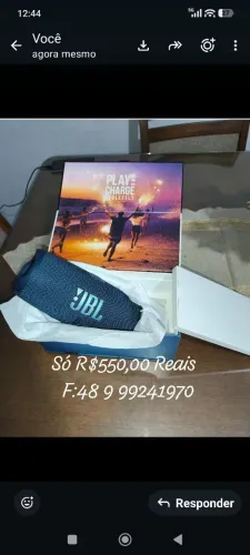 Caixa de som JBL Charge 5 de Barbada 