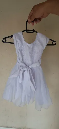 Vendo vestidos de Menina infantis de 2 a 7 anos