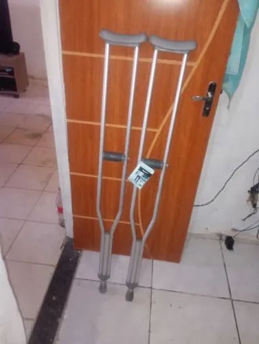 Vendo muleta nova