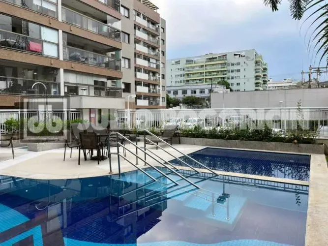 Apartamento : Padrão / Residencial / Freguesia (Jacarepaguá)