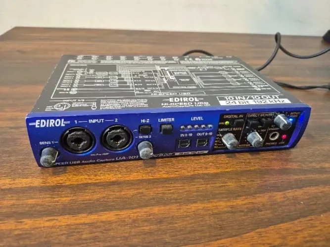 Placa de áudio Edirol UA-101 Roland