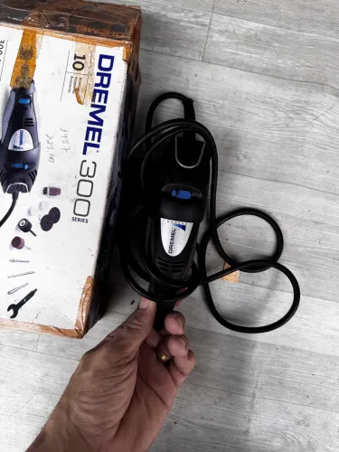Micro retífica Dremel 300