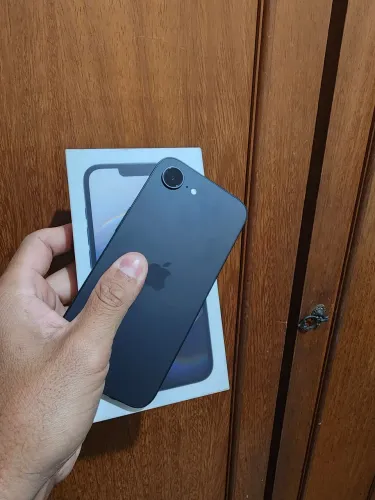 Iphone 16e 256g de memória saúde da bateria 100% 12 ciclo de carga